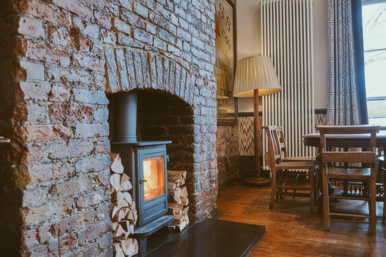 The Brownswood Hotel London Bagian luar foto