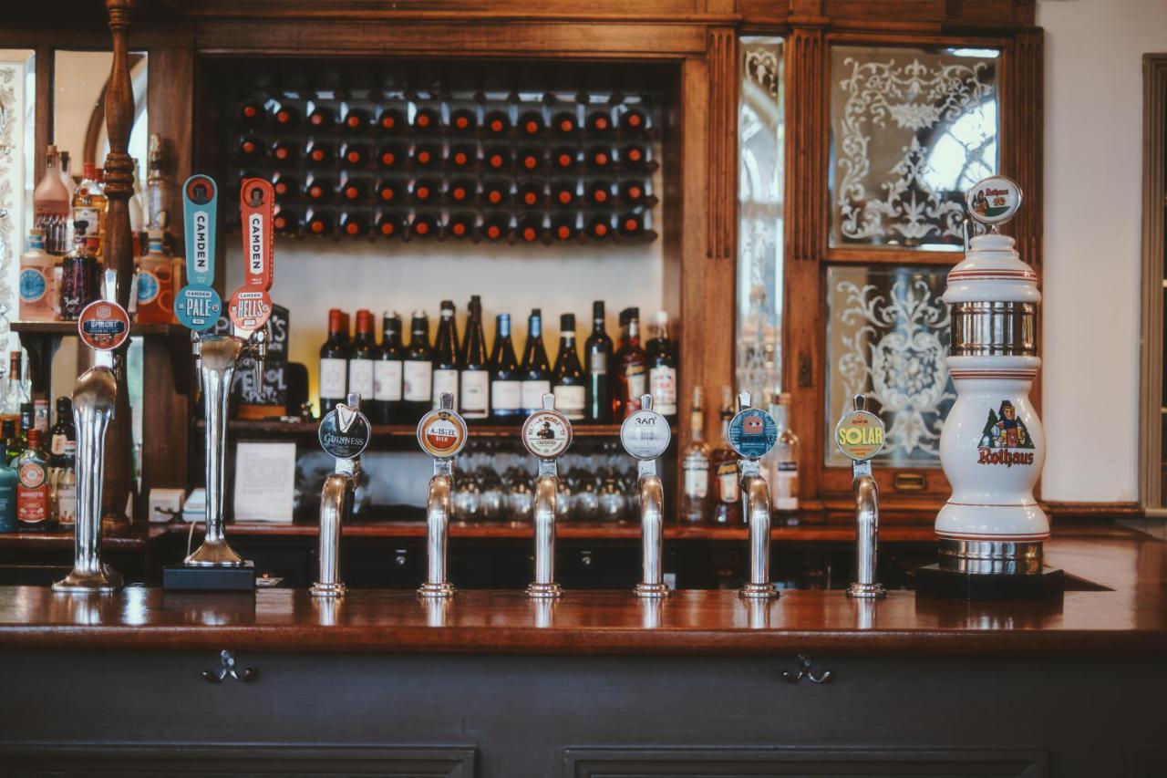 The Brownswood Hotel London Bagian luar foto