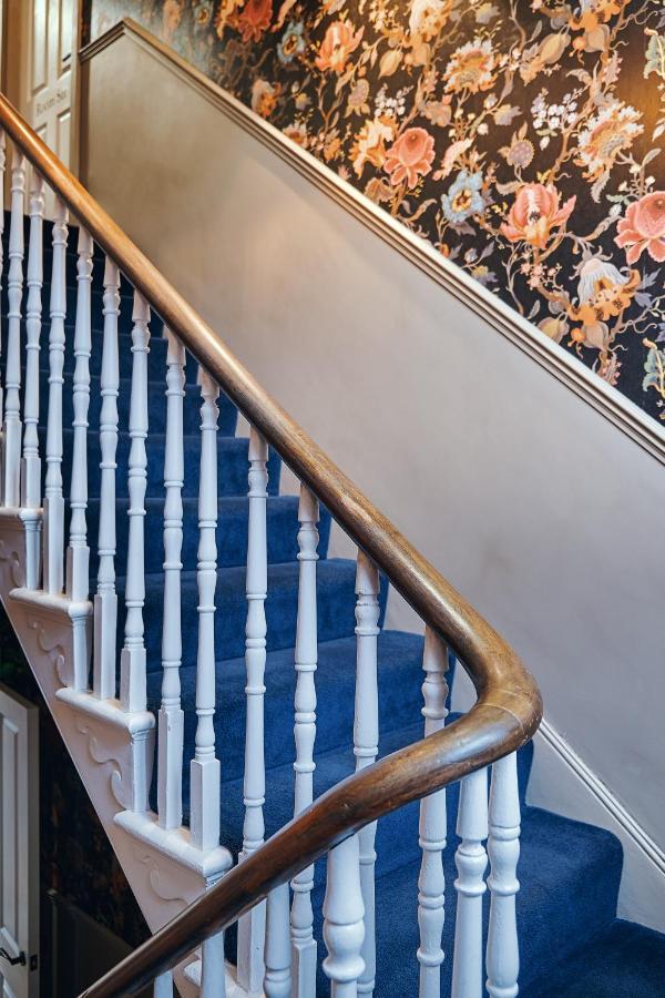 The Brownswood Hotel London Bagian luar foto