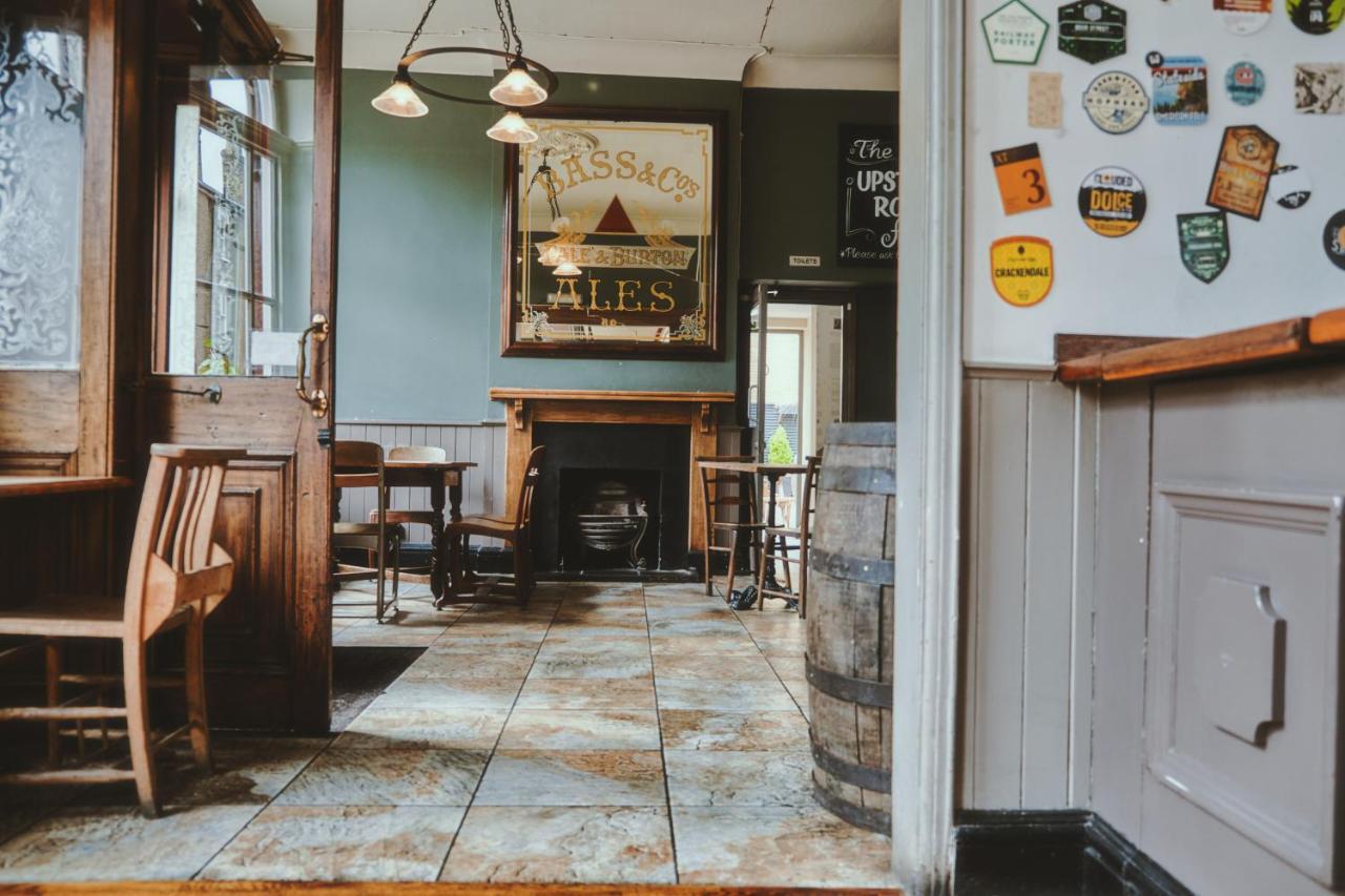 The Brownswood Hotel London Bagian luar foto
